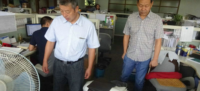 服裝加工：隱患排查常態化 安全生產有保障