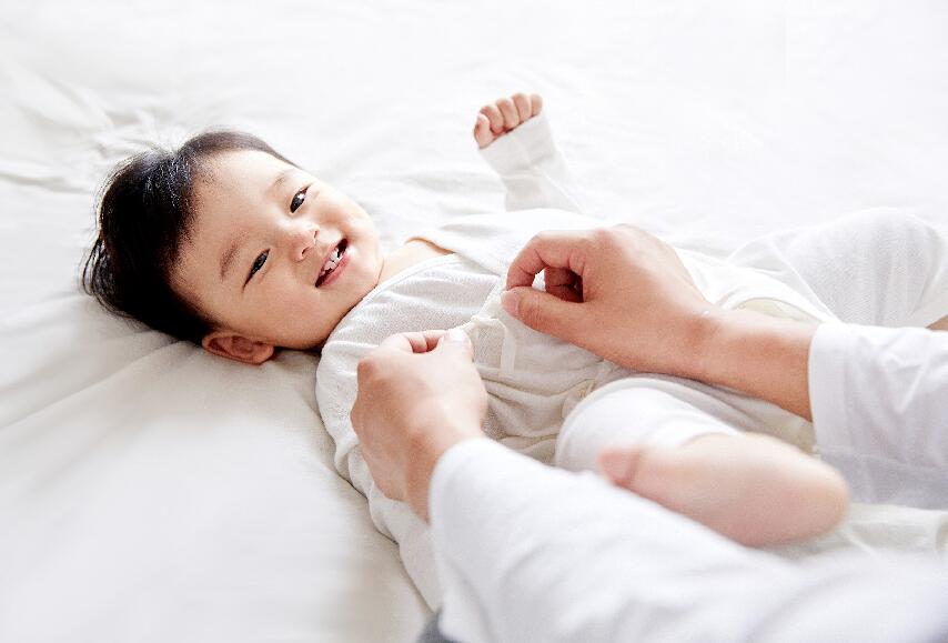 劉潭服裝：給寶寶挑選童裝有什么要點(diǎn)？