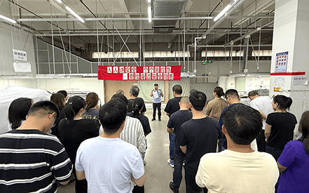 劉潭服裝：安全生產(chǎn)月培訓(xùn)進(jìn)車間，安全示范保平安